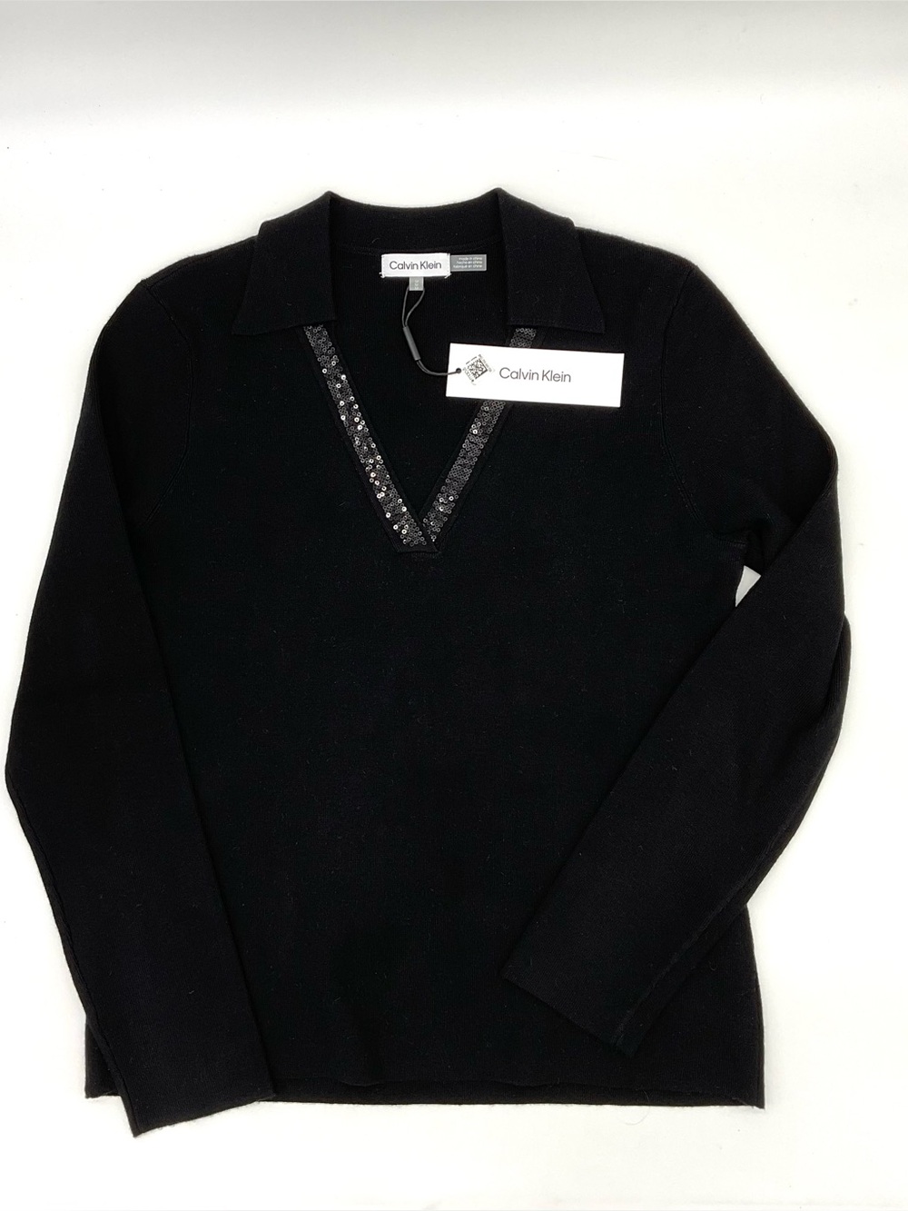 NWT Calvin Klein Black Pullover V-Neck Sweater